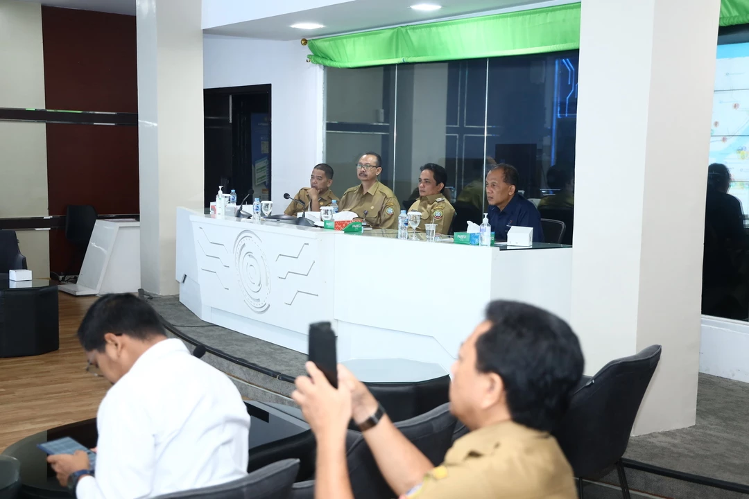 Wakil Wali Kota Imbau OPD Manfaatkan Teknologi Kendalikan Inflasi Wakil Wali Kota Imbau OPD Manfaatkan Teknologi Kendalikan Inflasi